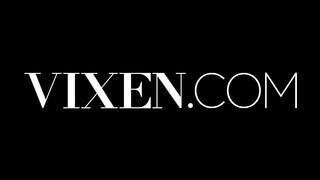 Tori Black és Little Caprice édeshármasban szexelnek