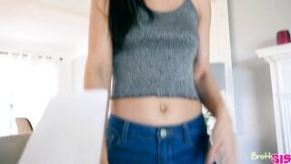 Alina Lopez imádja oboázni a bátyó faszát