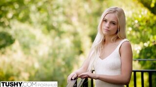 Christian Clay és Karla Kush segglyukba reszelve
