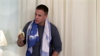 Orosz tinédzser gádzsi és a két örömrúd
