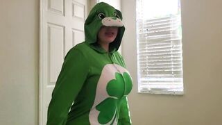 18 éves cosplayes óriási fenekű latina tinédzser