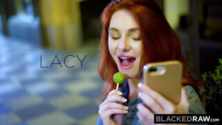BlackedRaw - Lacy Lennon kedveli a méretes kárót
