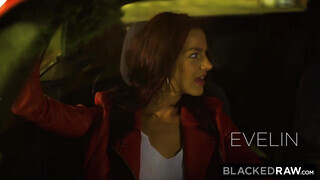 BlackedRaw - Evelin Stone élvezi a óriási péniszt