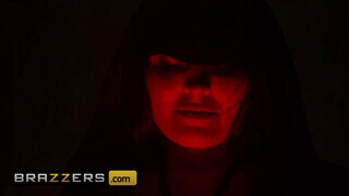 Brazzers - Krissy Lynn a szőrös vaginás milf