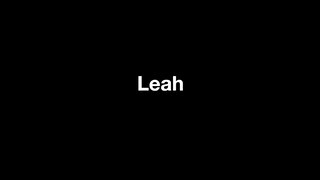 TUSHYRAW - Leah Lee élvezi a popó lyukba dugást