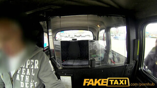 FakeTaxi - a pici lopós barna pipi megbánja amit tett