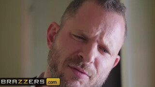 Brazzers - Honey Gold a szexi félvér pipi