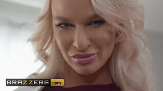 Brazzers - London River hatalmas popsikája megdolgozva