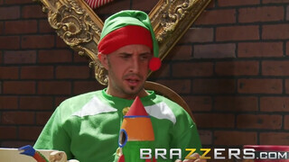 BRAZZERS - Cosplayes hapsi kufircolja a milfeket