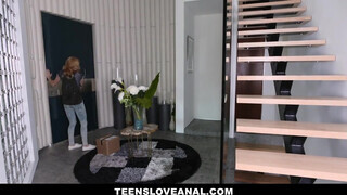 TeensLoveanal - Arya Fae gondosan megkúrva