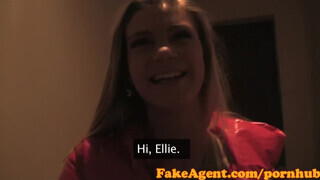 FakeAgent - szexy sportos maca a castingon