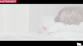 Taylor Sands hajnali kamatyolása - The White Boxxx
