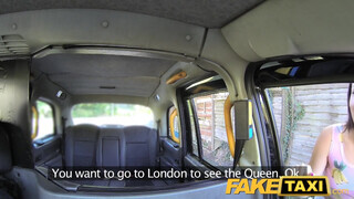 FakeTaxi - Latin Amerikai nőci kúrel a taxissal