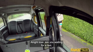 Fake Taxi - Karma Synn a kitetovált csöcsös örömlány