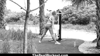 TheRealWorkout - Fitnesz vlogger és a termetes pénisz esete