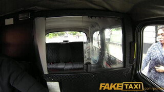FakeTaxi - termetes didkós csaj nem akar fizetni