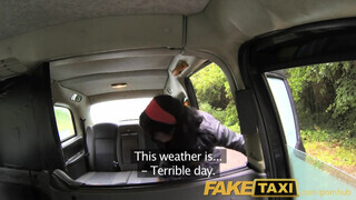 FakeTaxi - latin amerikai bige fenékbe kefélve