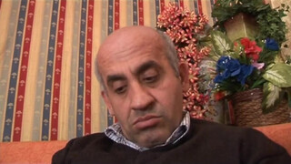 Korosodó srác faszára rácuppan a zsenge csajszika