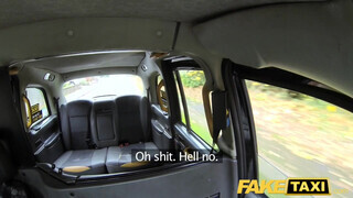 Fake Taxi - Valerie Fox popsi pluggal a análjában