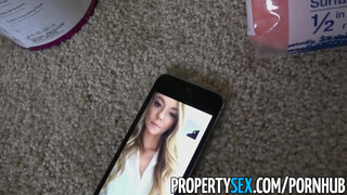 PropertySex - a csajszi gyorsan rábukott a faszomra