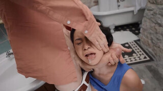 Brazzers - Ali Cash kamatyol a termetes faszú tanárral