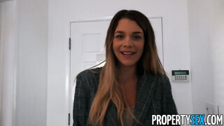 PropertySex - Gabbie Carter az óriás tőgyes kívánatos zsenge