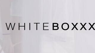 WhiteBoxxx - Jia Lissa és Sabrisse szenvedélyes orosz csajok egymással foglalkoznak