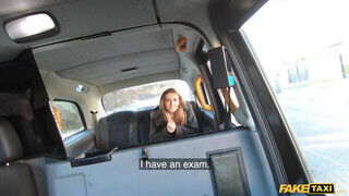 Fake Taxi - 18 éves maca segglyukba reszelve