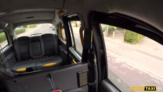 Fake Taxi - Rae Lil a perverz tini nőci