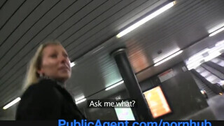 PublicAgent - szep kannás nőci keményen megdöngetve