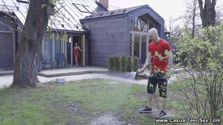 Casual Porno - rojtos pinájú zsenge bige