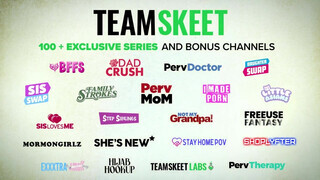 TeamSkeet - Addie Andrews kora reggeli kupakolása