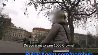 PublicAgent Hajléktalan gádzsi nem tud a hotelben fizetni