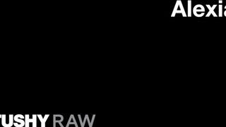 TUSHYRAW - Alexia szűk hátsó nyílásba bekúrva