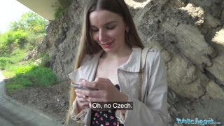 Public Agent - Arina Shy a félénk zsenge csajszi