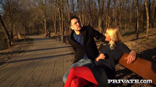 Private com - Zlata Shine a gyönyörű méretes cickós milf
