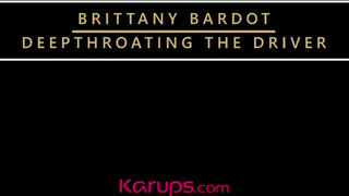 Karups - Brittany Bardot a bűbájos világos szőke milf