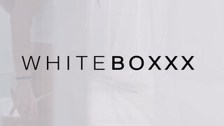 WhiteBoxxx - Taylor Sands a dögös holland pipi
