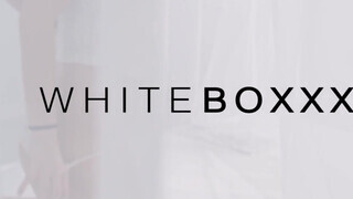 WhiteBoxxx - Sarah Kay gyöngéd szeretkezése
