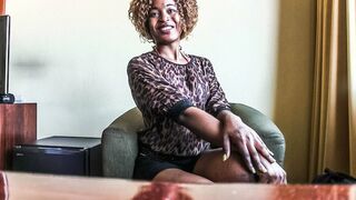 Csábos amatőr milf keményen megkefélve casting forgatás után