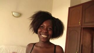 Szívdöglesztő barna amatőr interracial fenék casting forgatás sexfilm