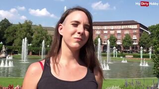 Német turista maca kültéri anális kúrása