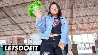 Forró latina milf xiomara soto olajos hancúrozása az úton