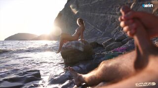 Faszvillantás nudista strandon: idegen nőci segített az élvezésig